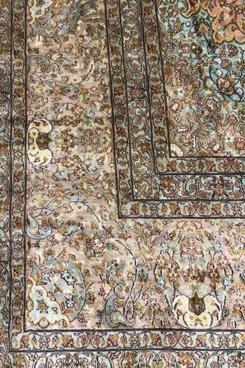 Pure Silk Carpets