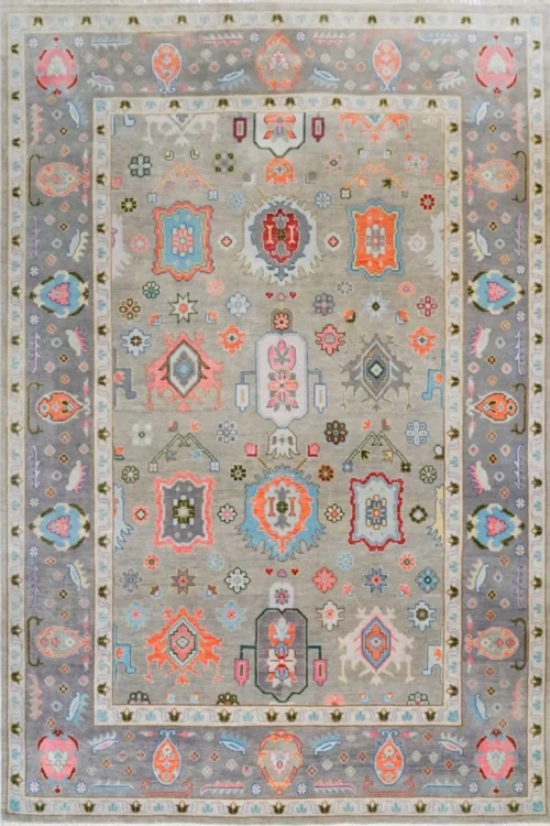 Oushak Pattern Handmade Carpet